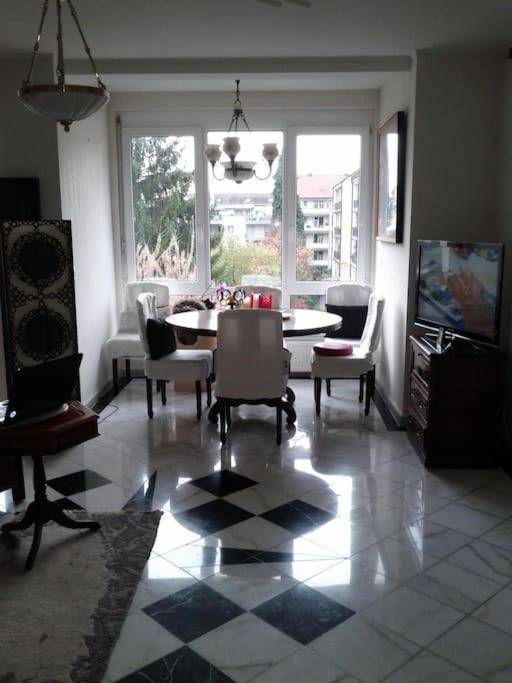 3 bedroom 2 bathroom Art Deco flat in Basel City