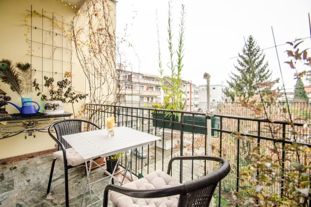 3 bedroom 2 bathroom Art Deco flat in Basel City