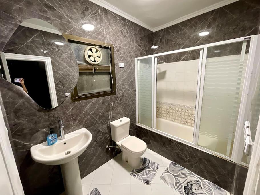 3BR Spacious Apt In Maadi Nile Corniche