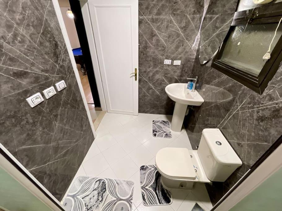 3BR Spacious Apt In Maadi Nile Corniche