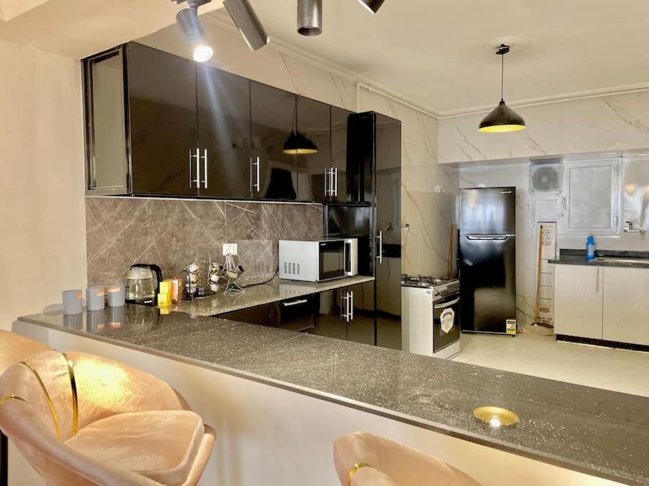 3BR Spacious Apt In Maadi Nile Corniche