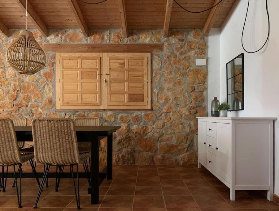 La Llobatera Casa Rural