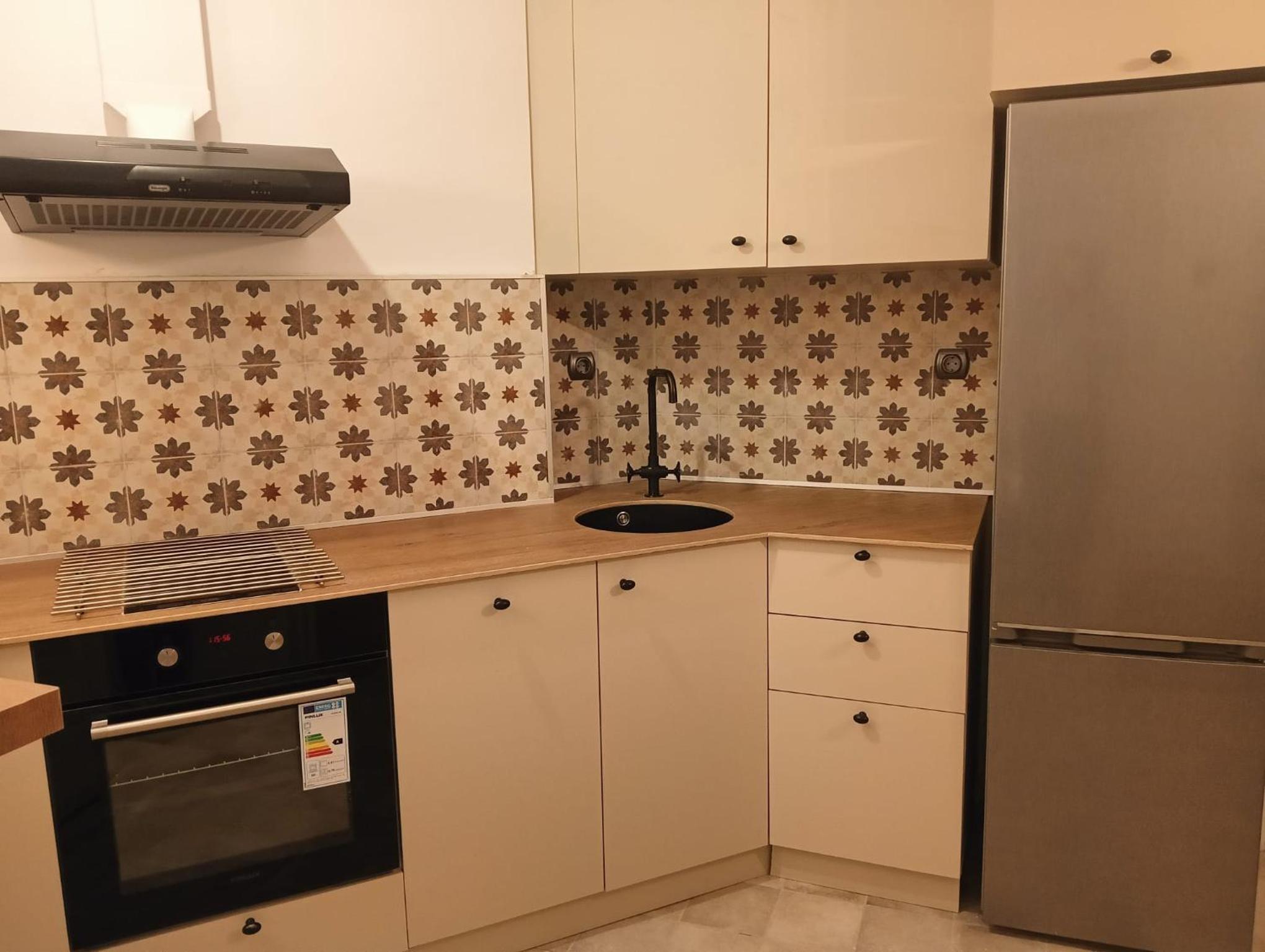 My place in Sofia - Top center - 2 bedrooms - Self check-in