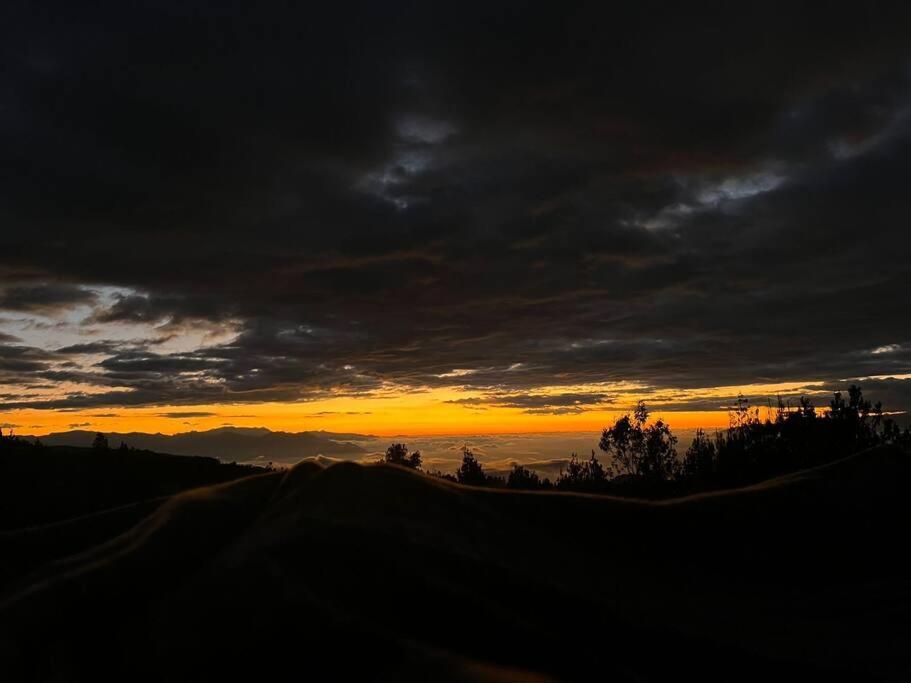 Hacienda El Atardecer, vía a Loja