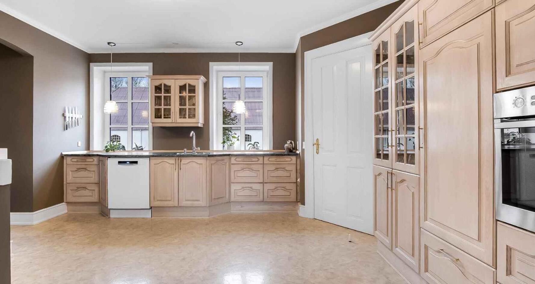 Spacious House With Room For Relaxation And Play