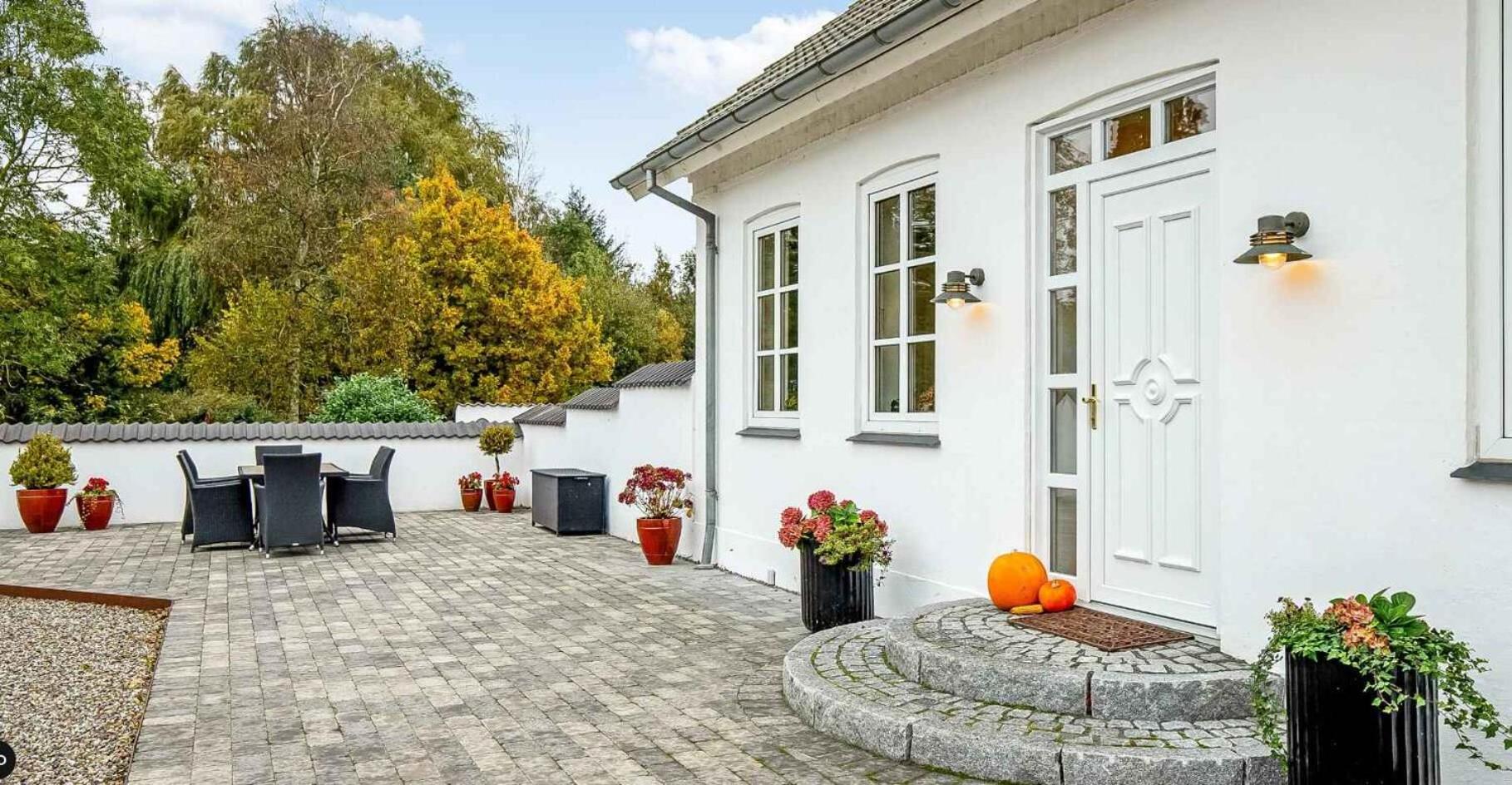 Spacious House With Room For Relaxation And Play