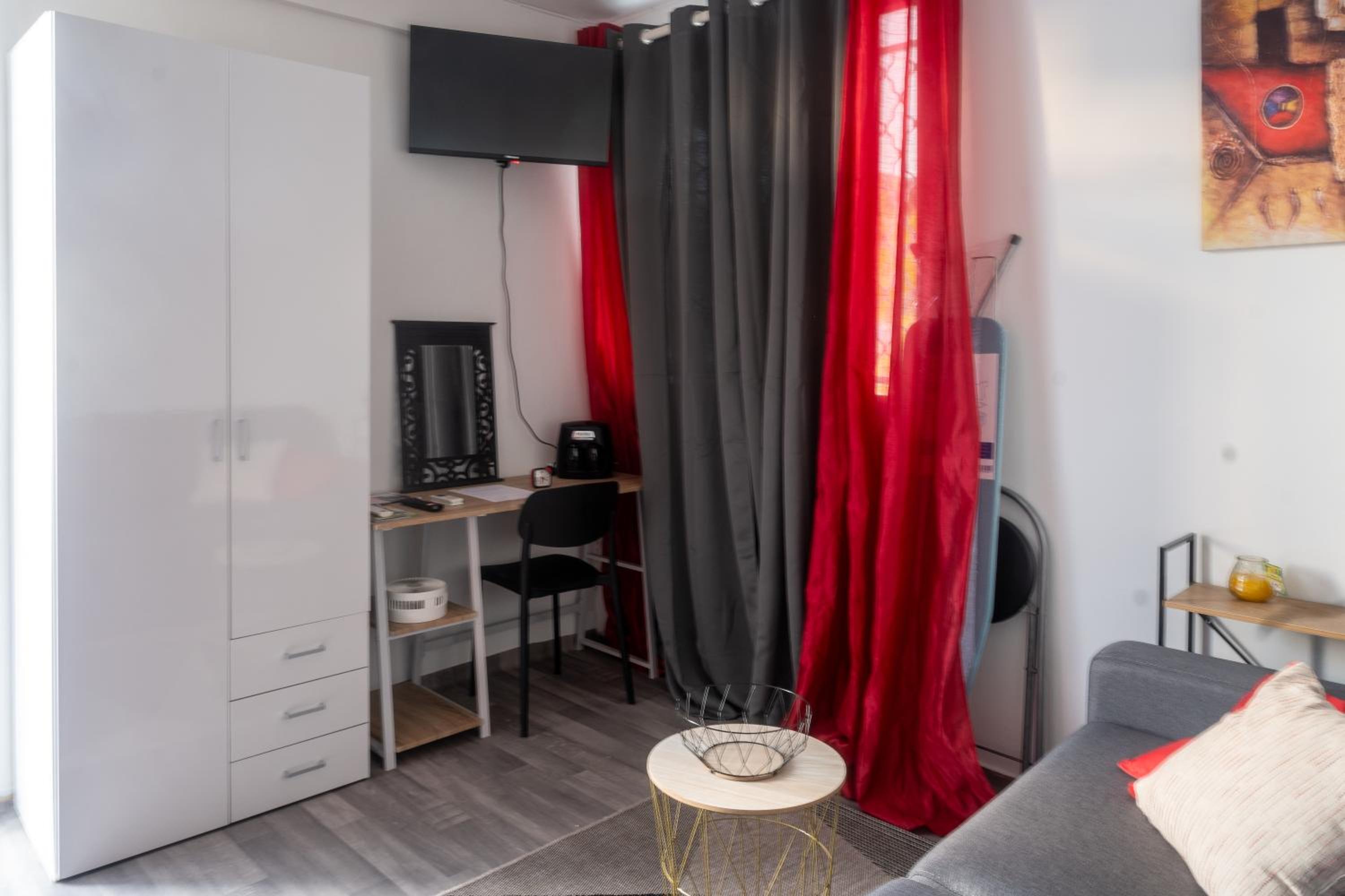 Studio Stay in Cluny view 3