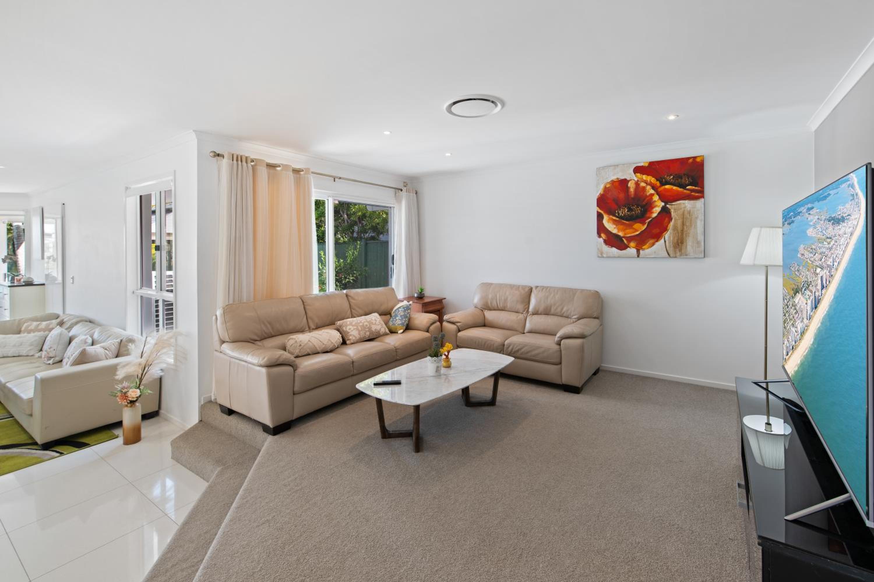Lakeview Bliss, Black Swans, Golf Retreat in Brisbane