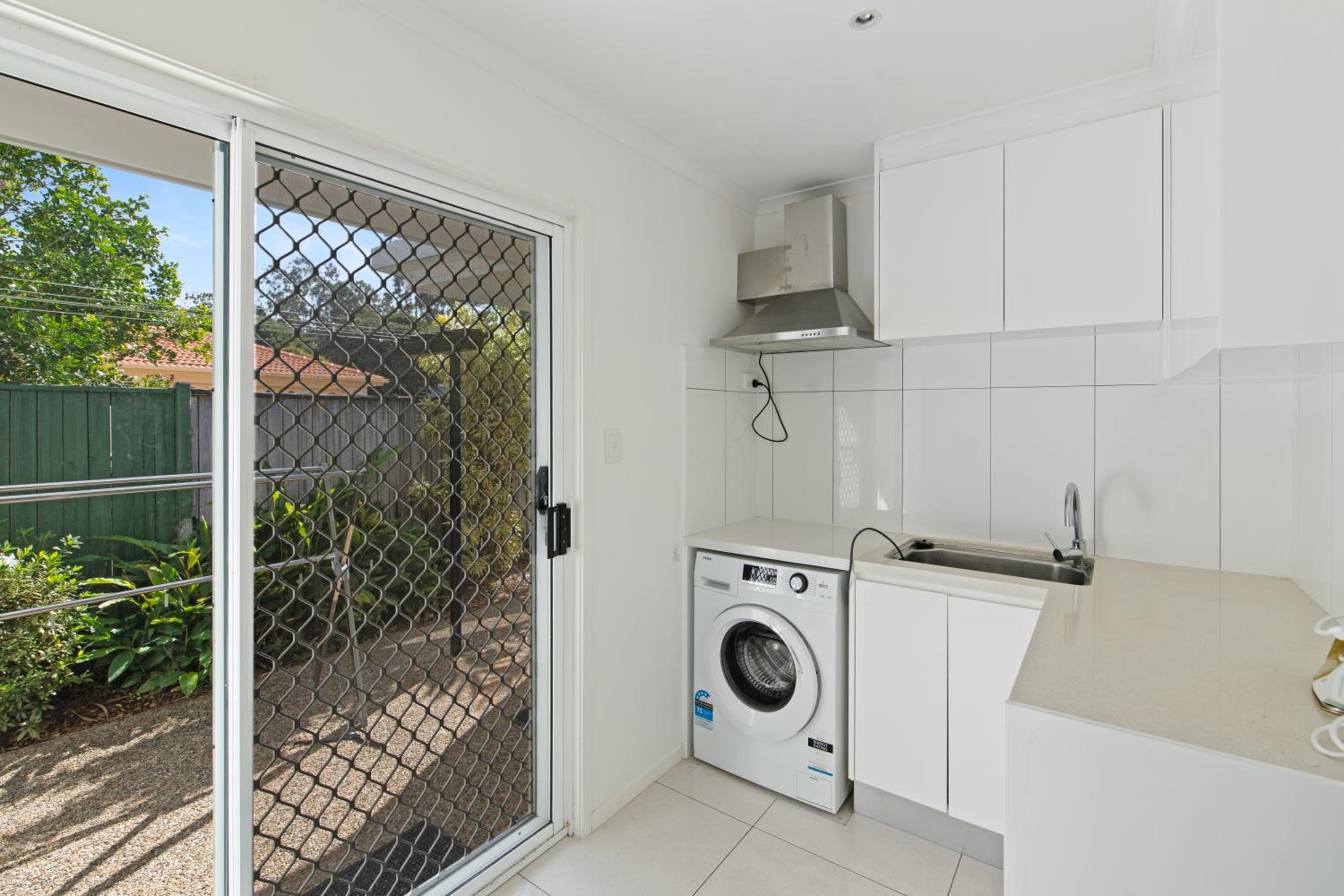 Lakeview Bliss, Black Swans, Golf Retreat in Brisbane