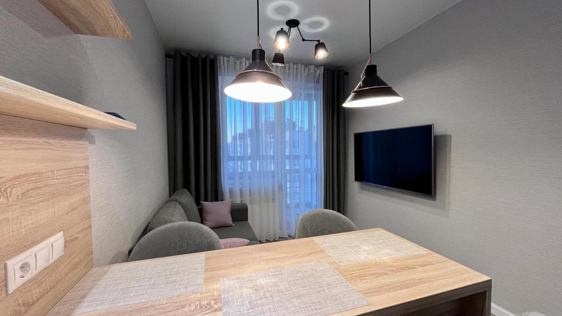 Kayden Mansliv Apartment