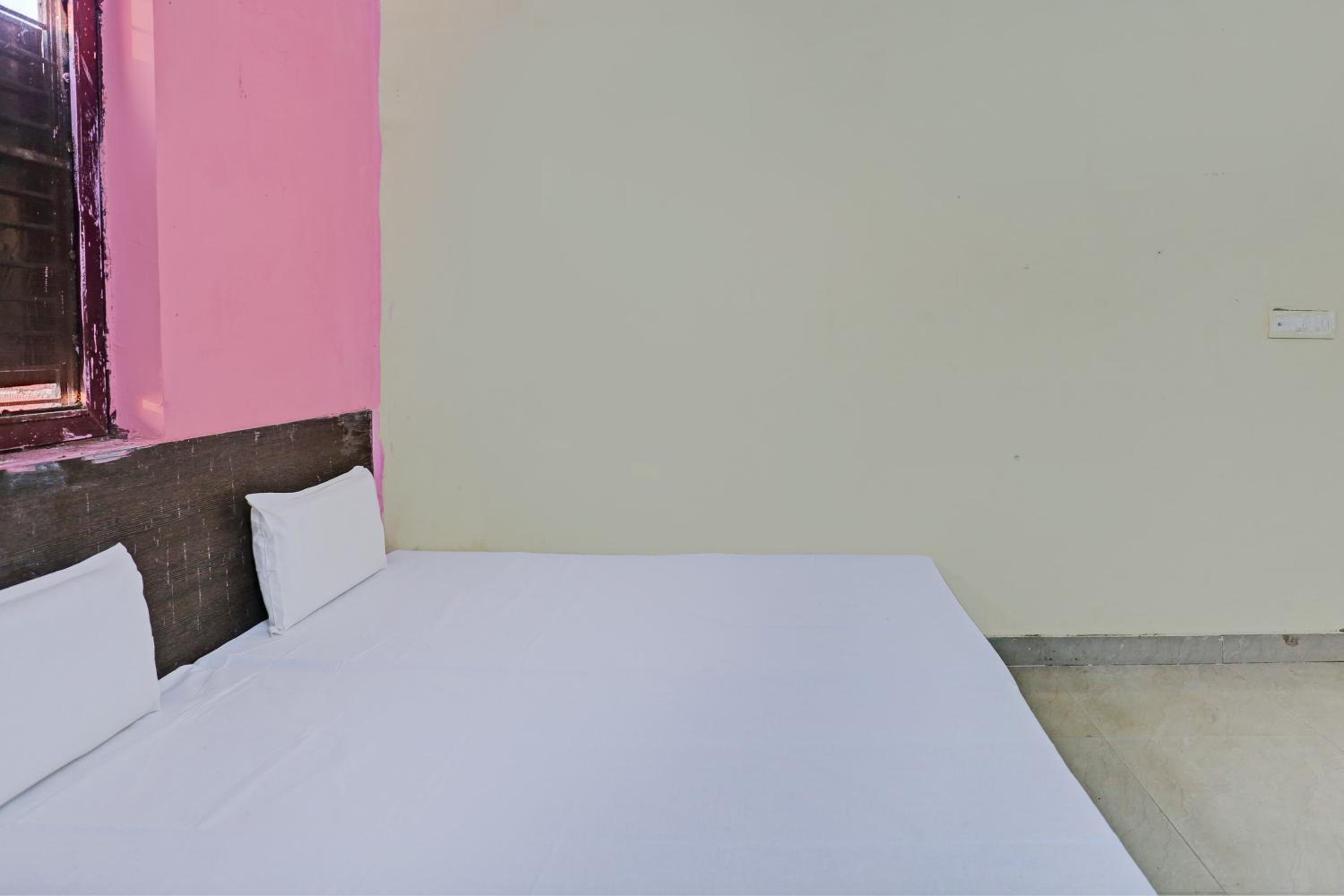 Hotel O Kamla banquet hall