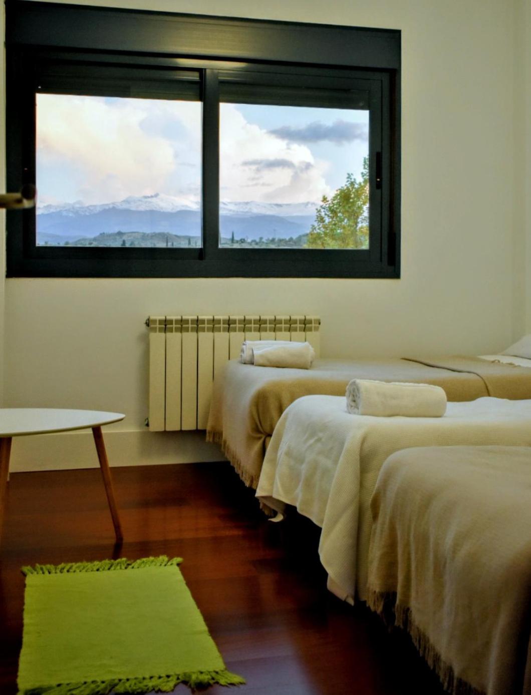 Villa Sierra, pool & BBQ