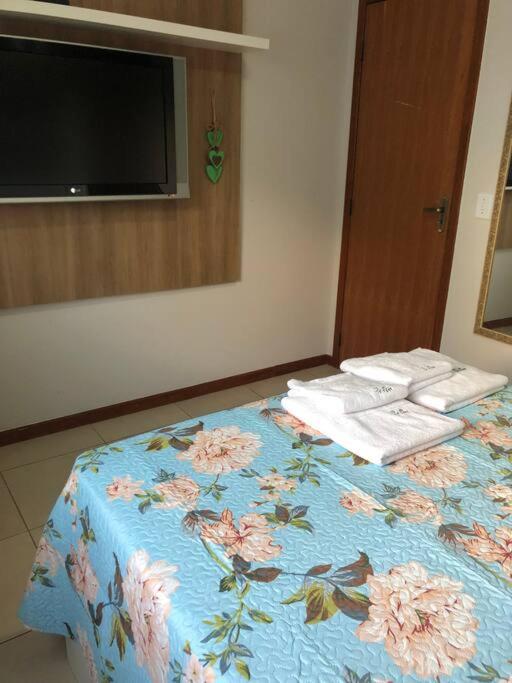 Belíssima cobertura duplex com vista para o mar