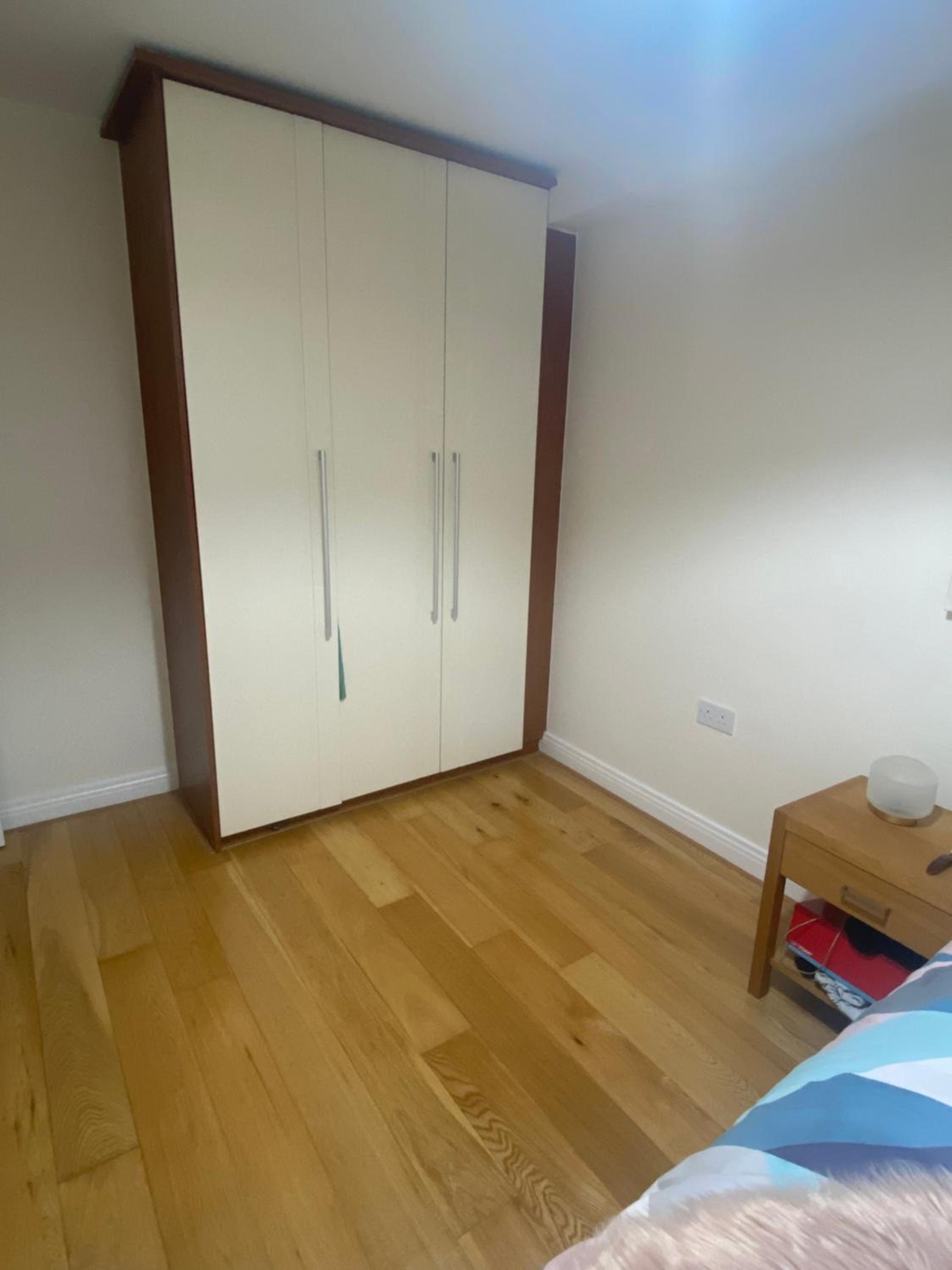 Cozy Room in Modern Apartment - Perfect Location