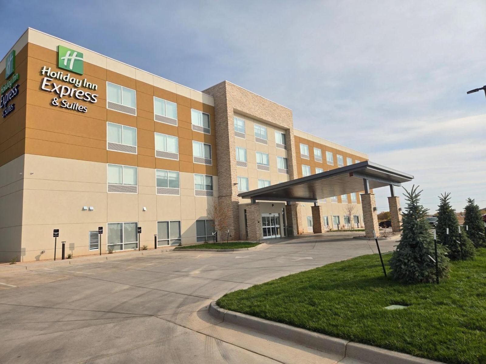 Hotel Holiday Inn Express Laramie West, an IHG Hotel - Image 1