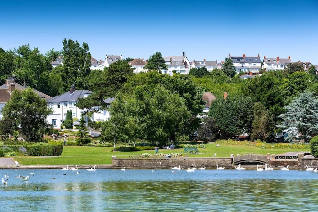 Harbourside - 2 beds, Great links to City Centre view 4