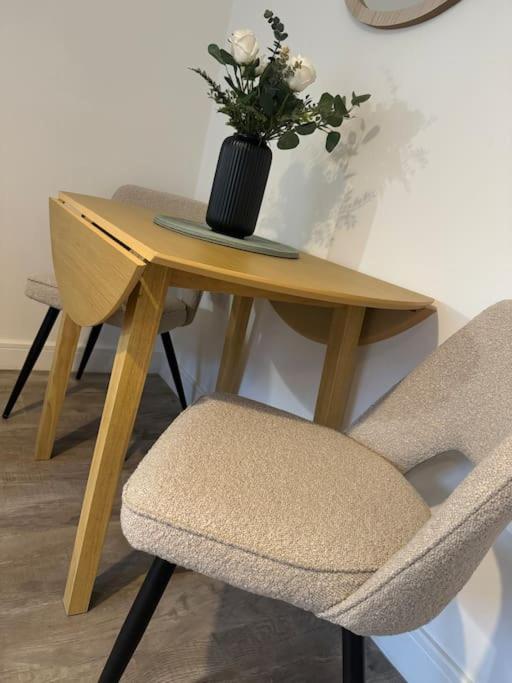 Harbourside - 2 beds, Great links to City Centre view 5