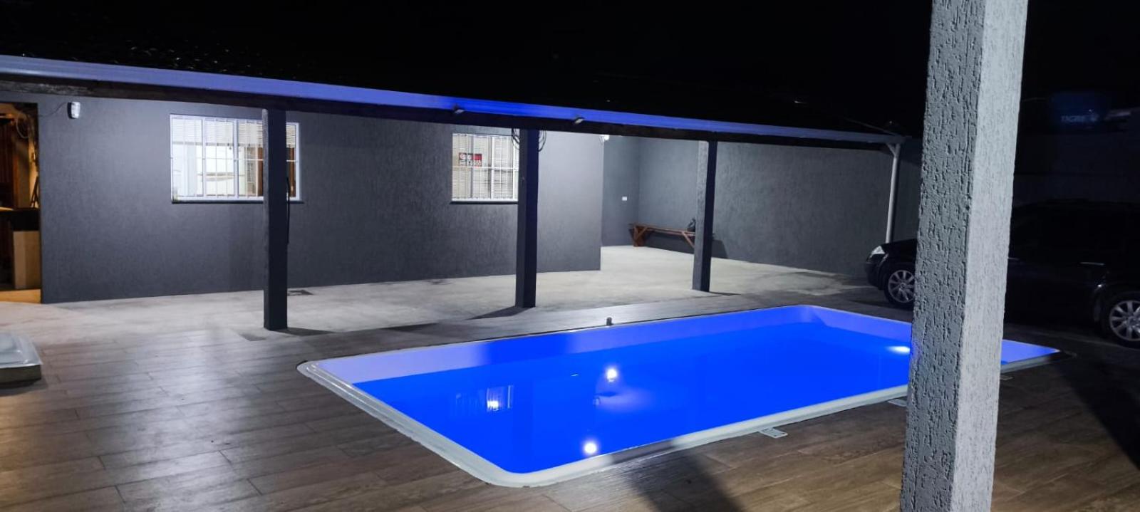 Casa uma quadra do mar