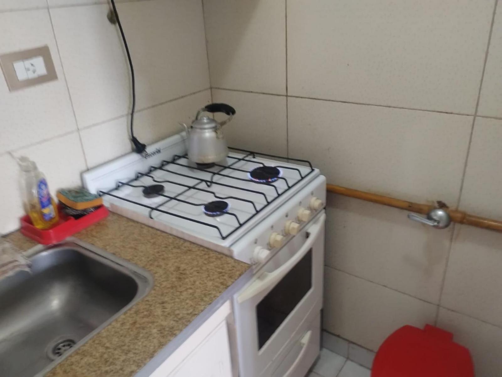 Departamento 4 personas en edificio frente al mar