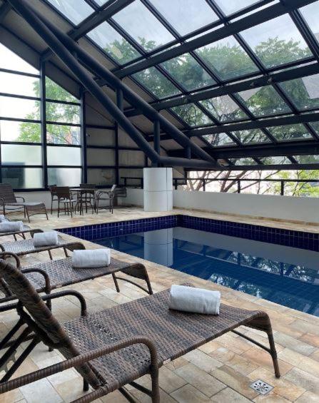 Quarto de casal - Caesar Towers Paulista - Blue Tree Premium Paulista - à 150 metros da Avenida Paulista - estadia estendida - bônus 12 horas