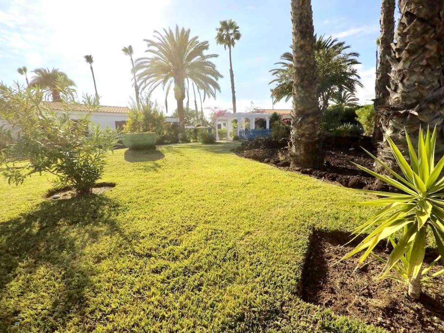 Maspalomas Palms premium bungalow, private, relaxing, swimming pool