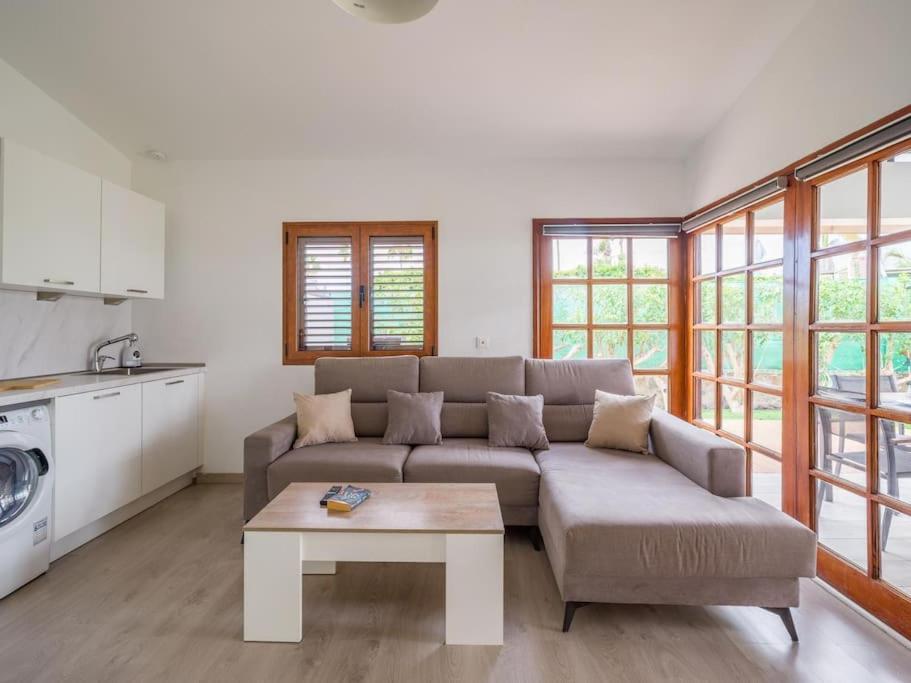 Maspalomas Palms premium bungalow, private, relaxing, swimming pool