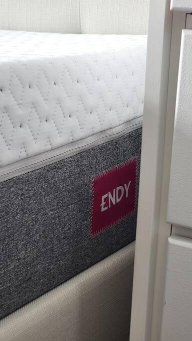 Lakeview Escape Endy KING BED