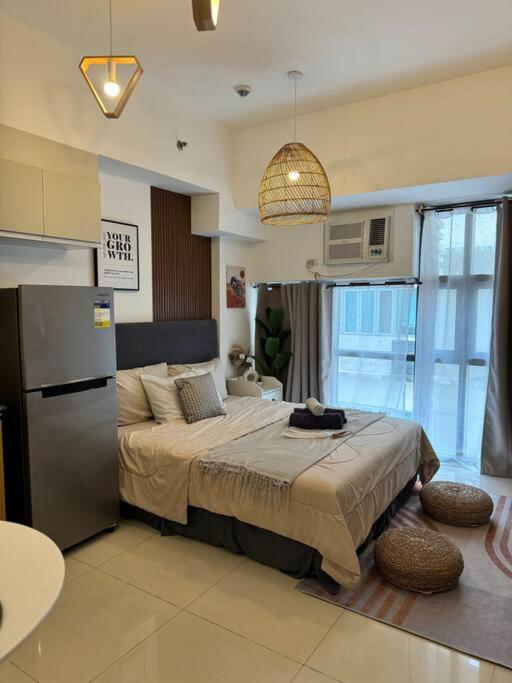 Studio Unit McKinley Hill Taguig cd21H view 4