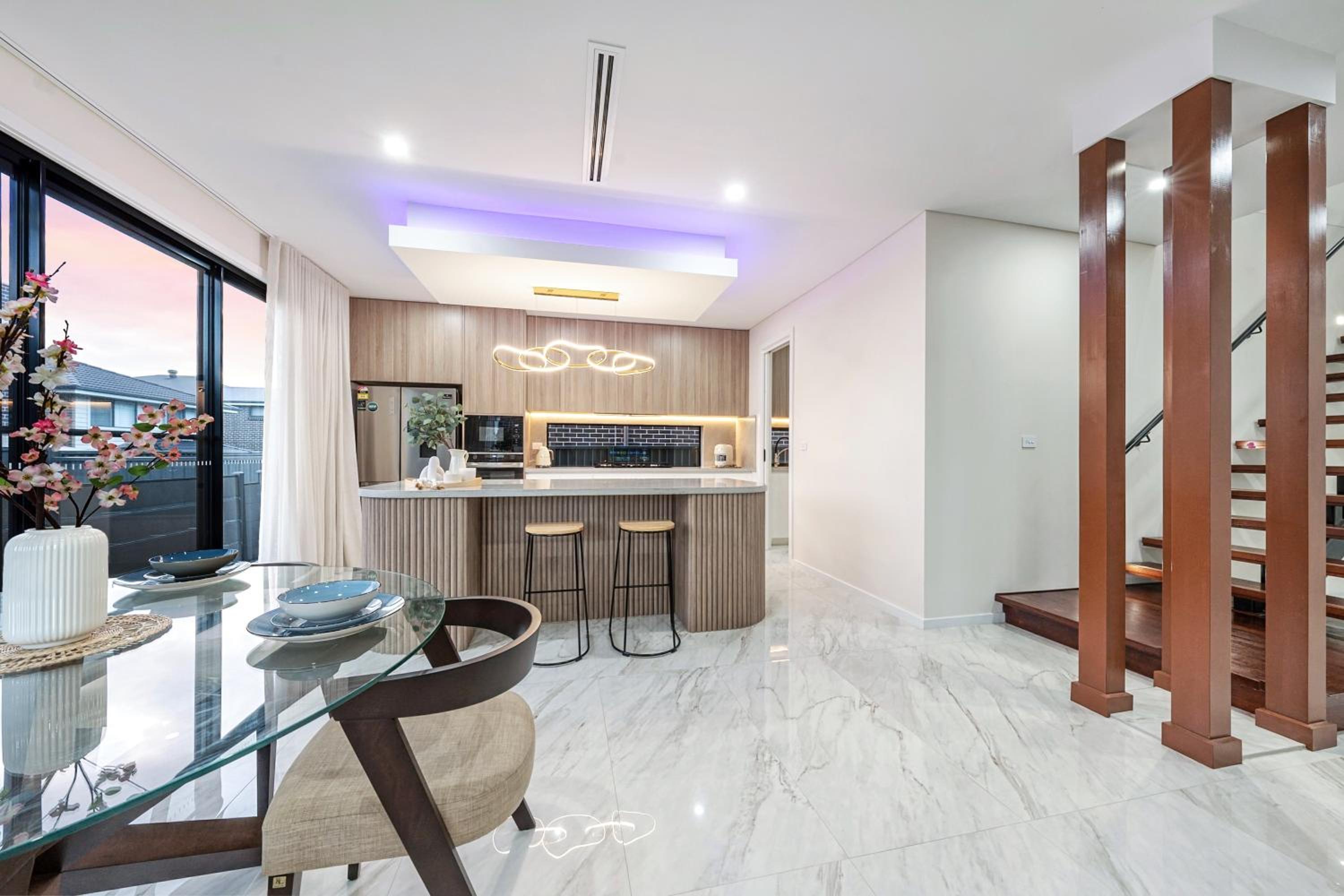 Spacious & Luxury 4Bed Room Retreat Near Station