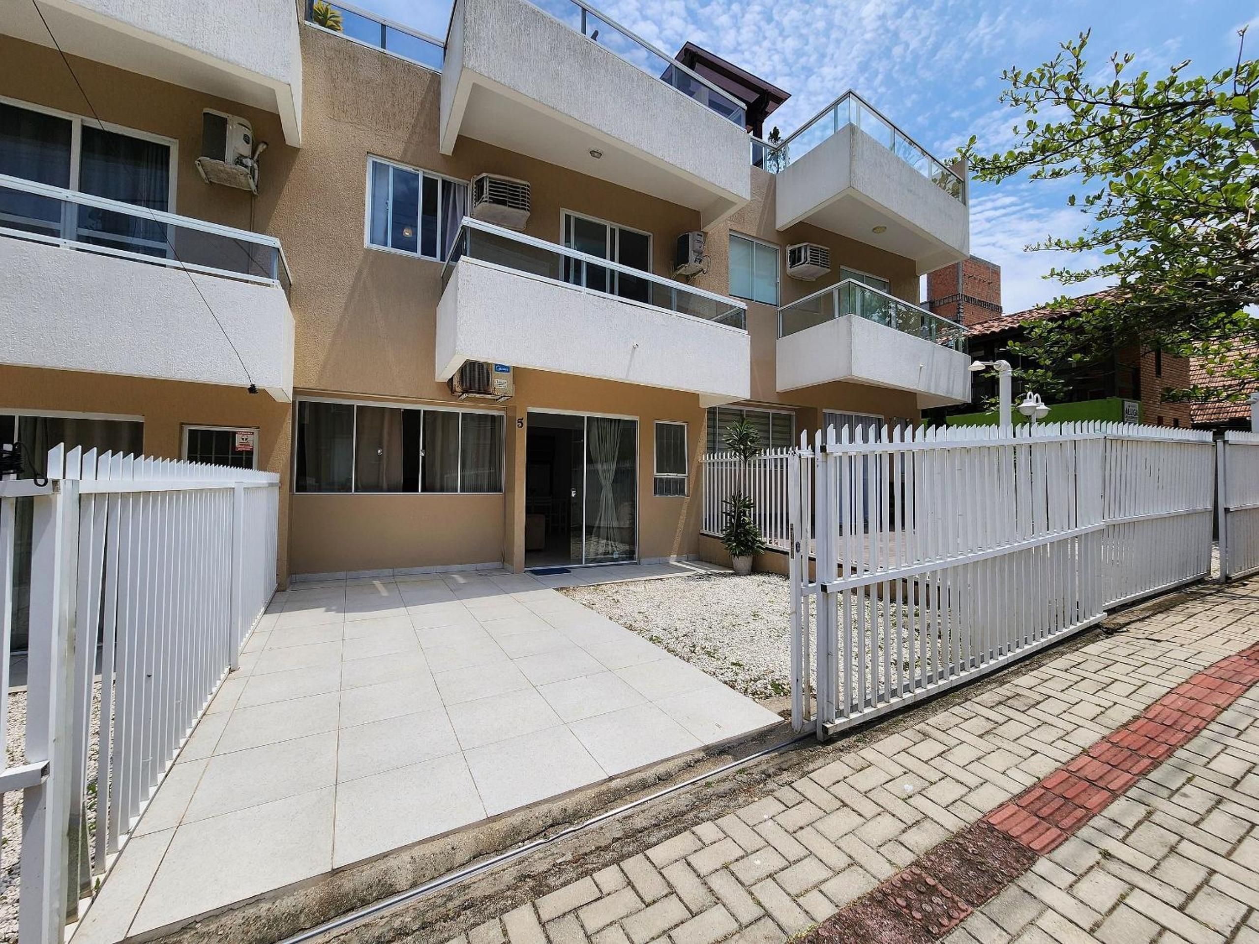 Triplex Vista Praia 4 Ilhas, até 6 pessoas, 3 quartos, Banheira com Hidro