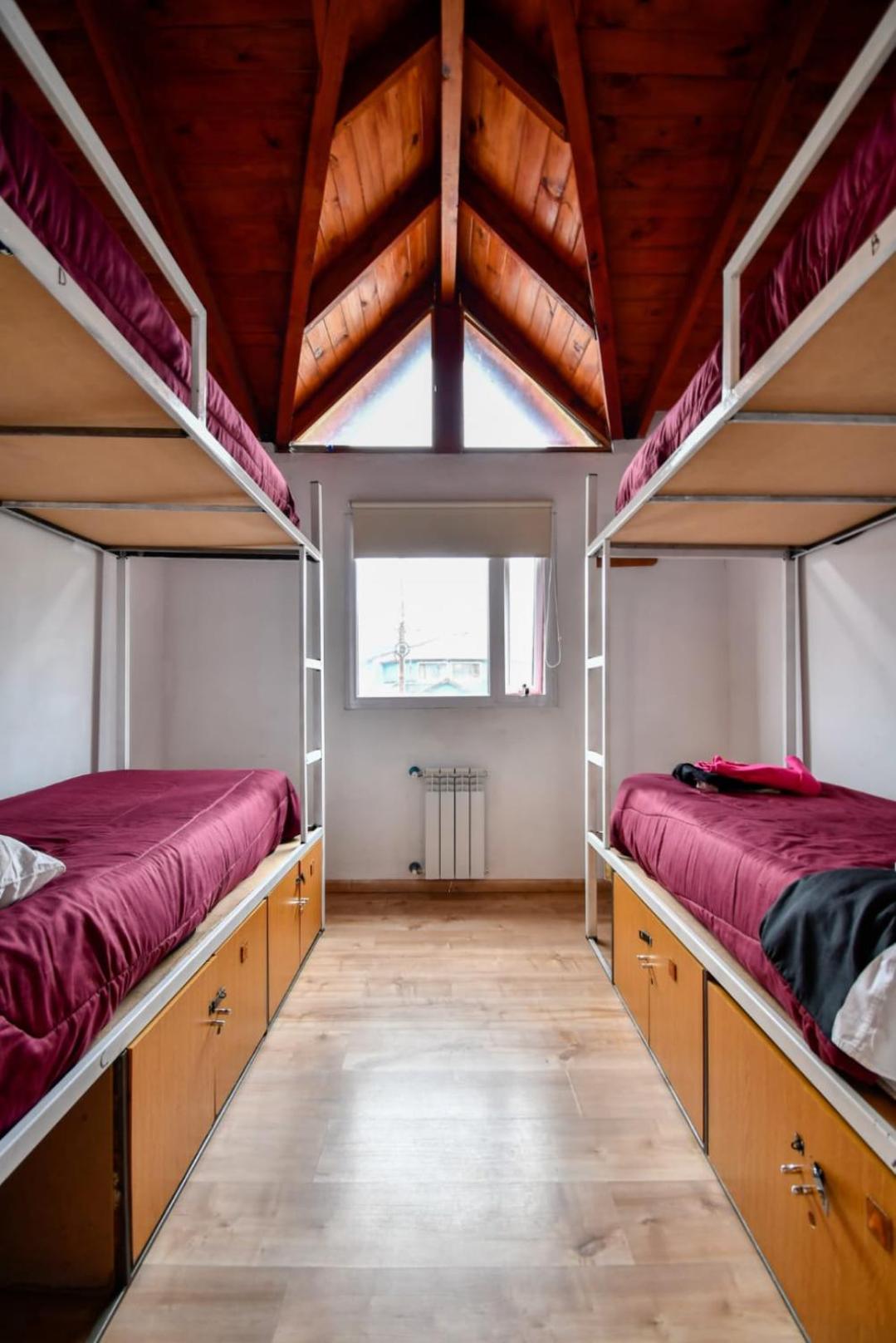 Mistico Hostel 23