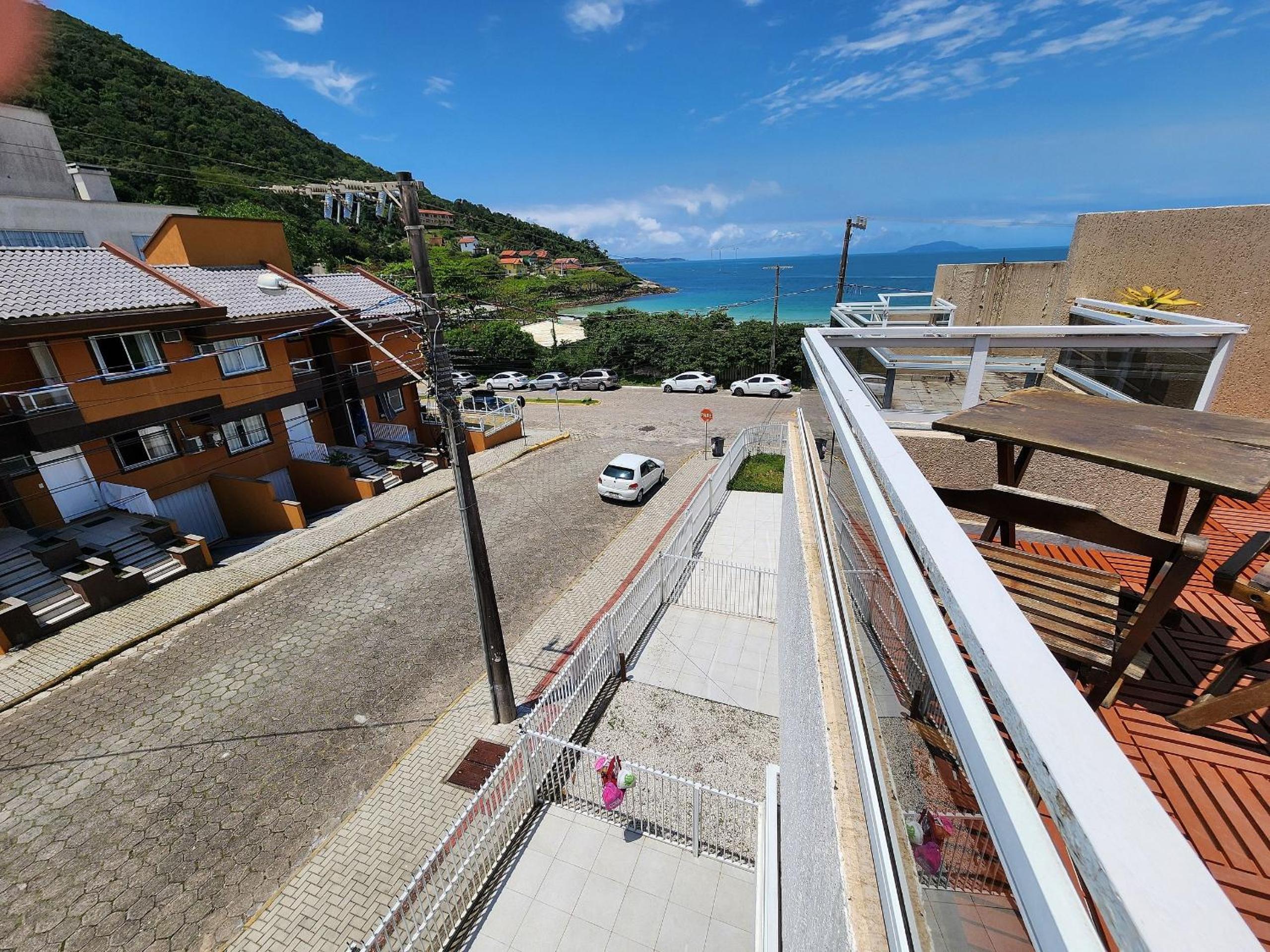 Triplex Vista Praia 4 Ilhas, até 6 pessoas, 3 quartos, Banheira com Hidro