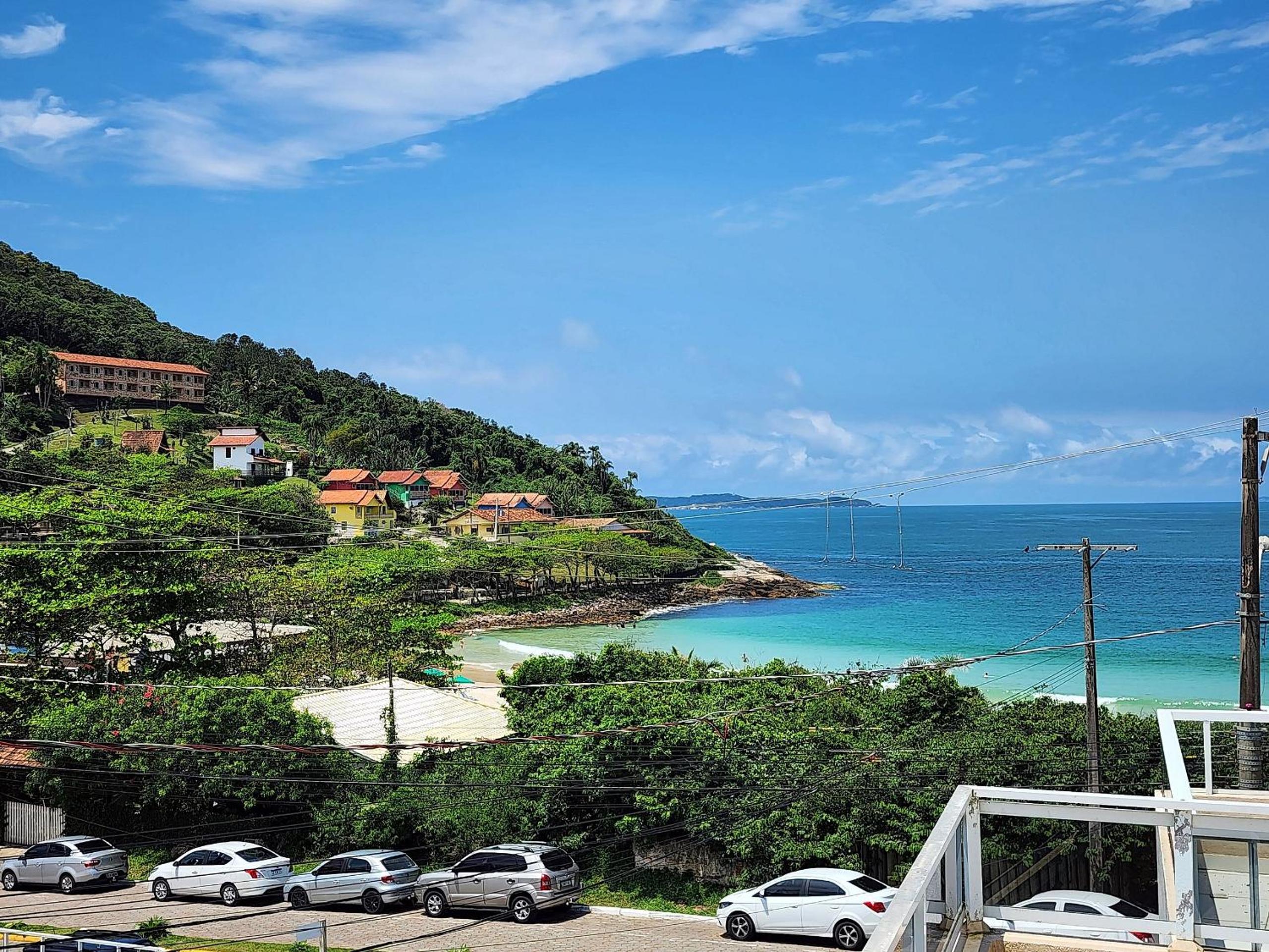 Triplex Vista Praia 4 Ilhas, até 6 pessoas, 3 quartos, Banheira com Hidro