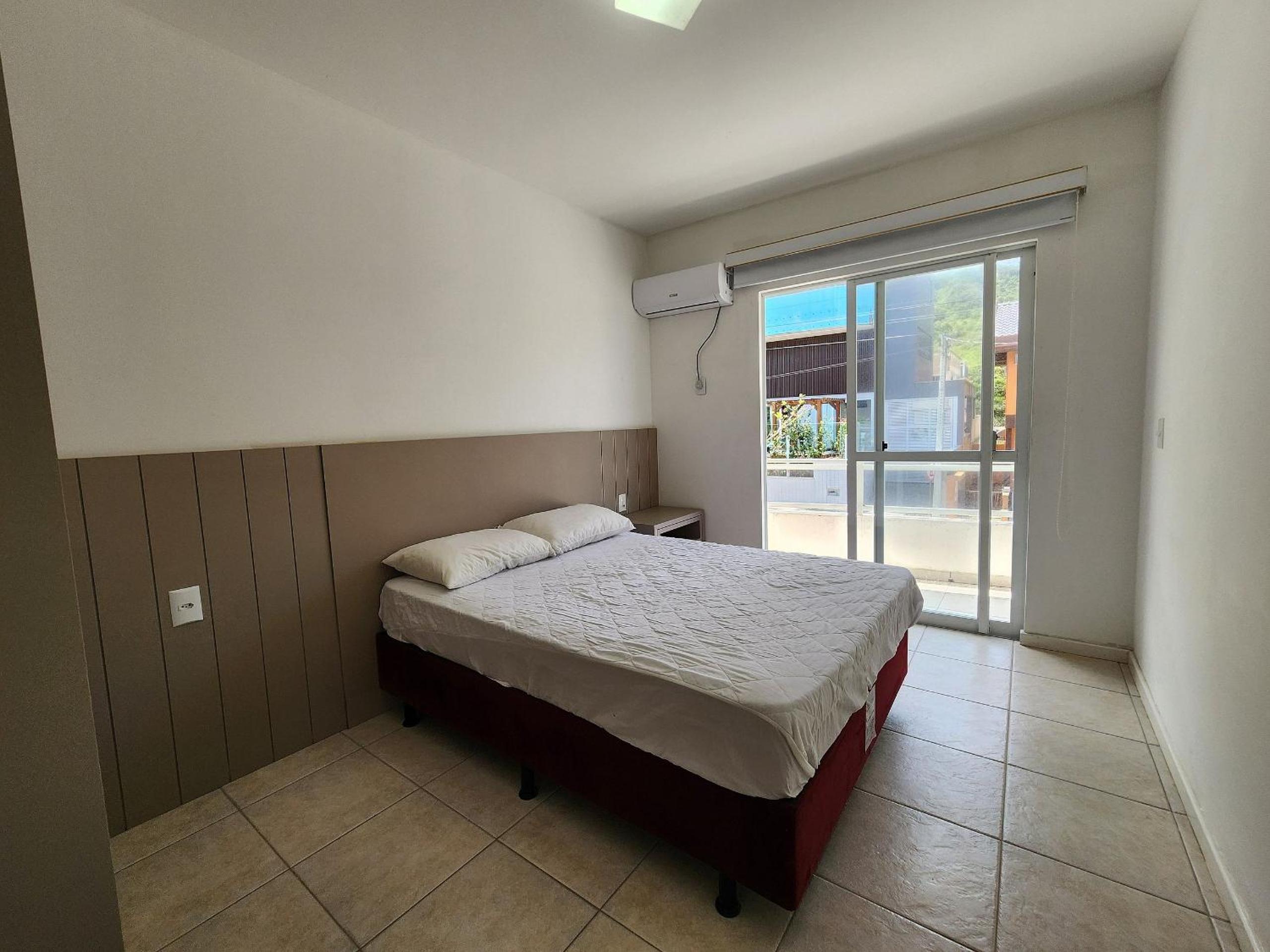 Triplex Vista Praia 4 Ilhas, até 6 pessoas, 3 quartos, Banheira com Hidro