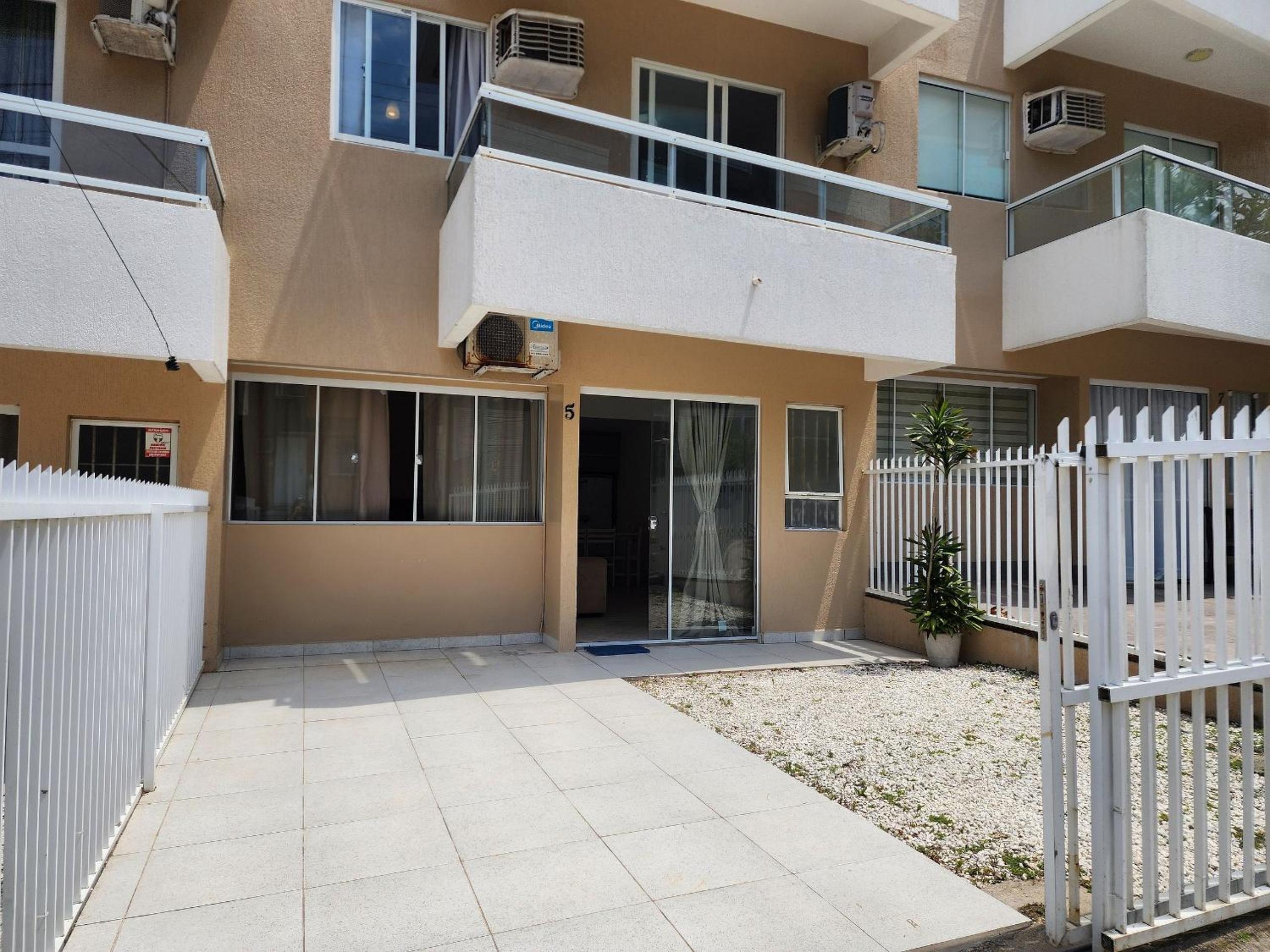 Triplex Vista Praia 4 Ilhas, até 6 pessoas, 3 quartos, Banheira com Hidro