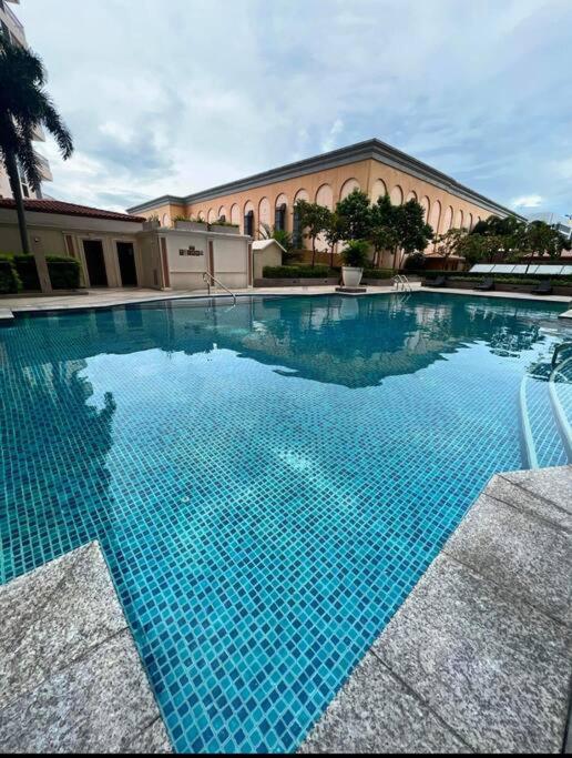 Venice Luxury Residences Studio Taguig City view 2