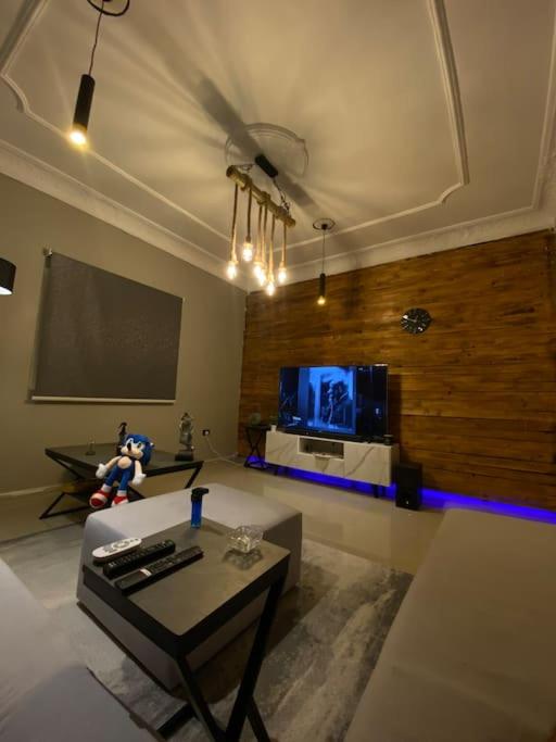 Modern Urban Crib view 4