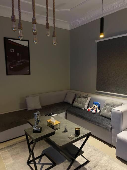 Modern Urban Crib view 3