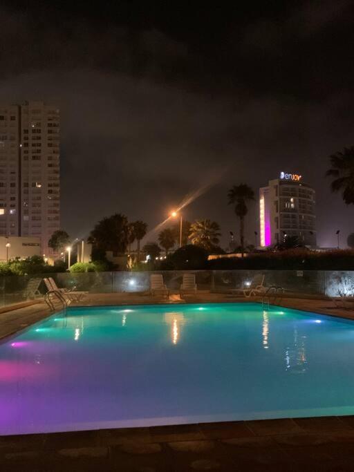 Departamento cercano a la playa y casino Enjoy