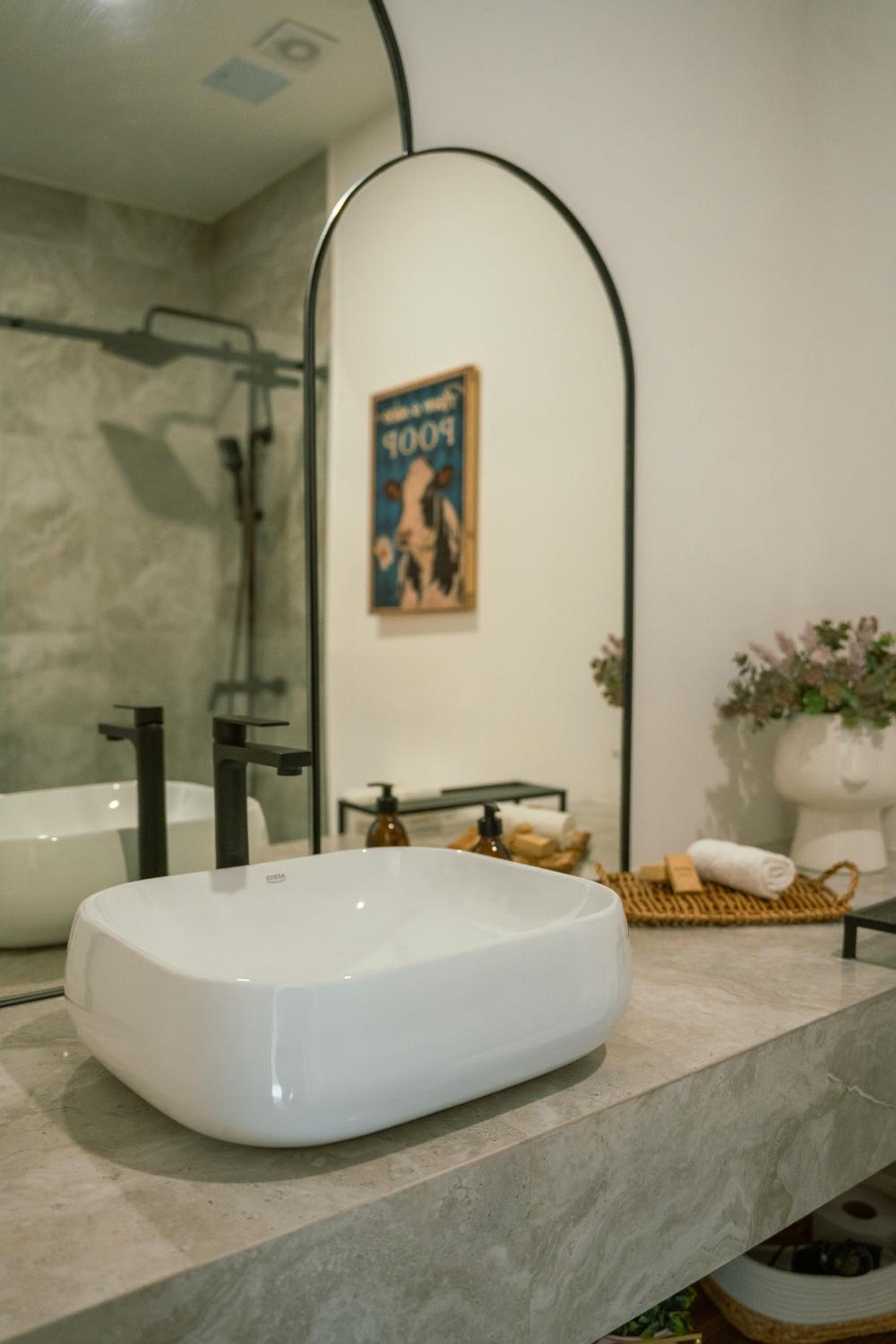 OG Stay: Urban Retreat in Quito view 5
