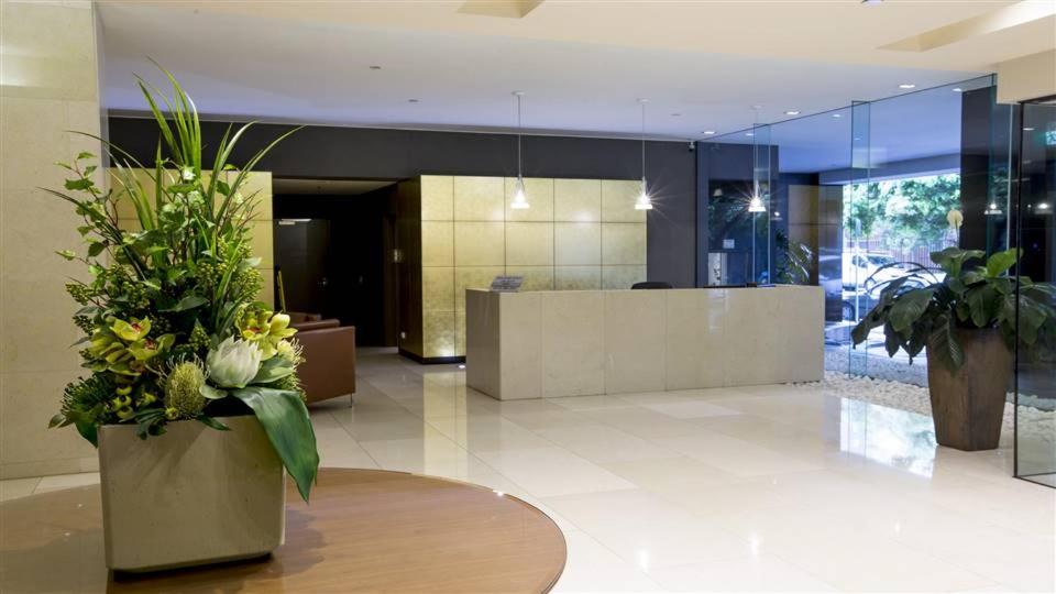 Lux Short Stay 3 Bedrooms at Clarendon Tower