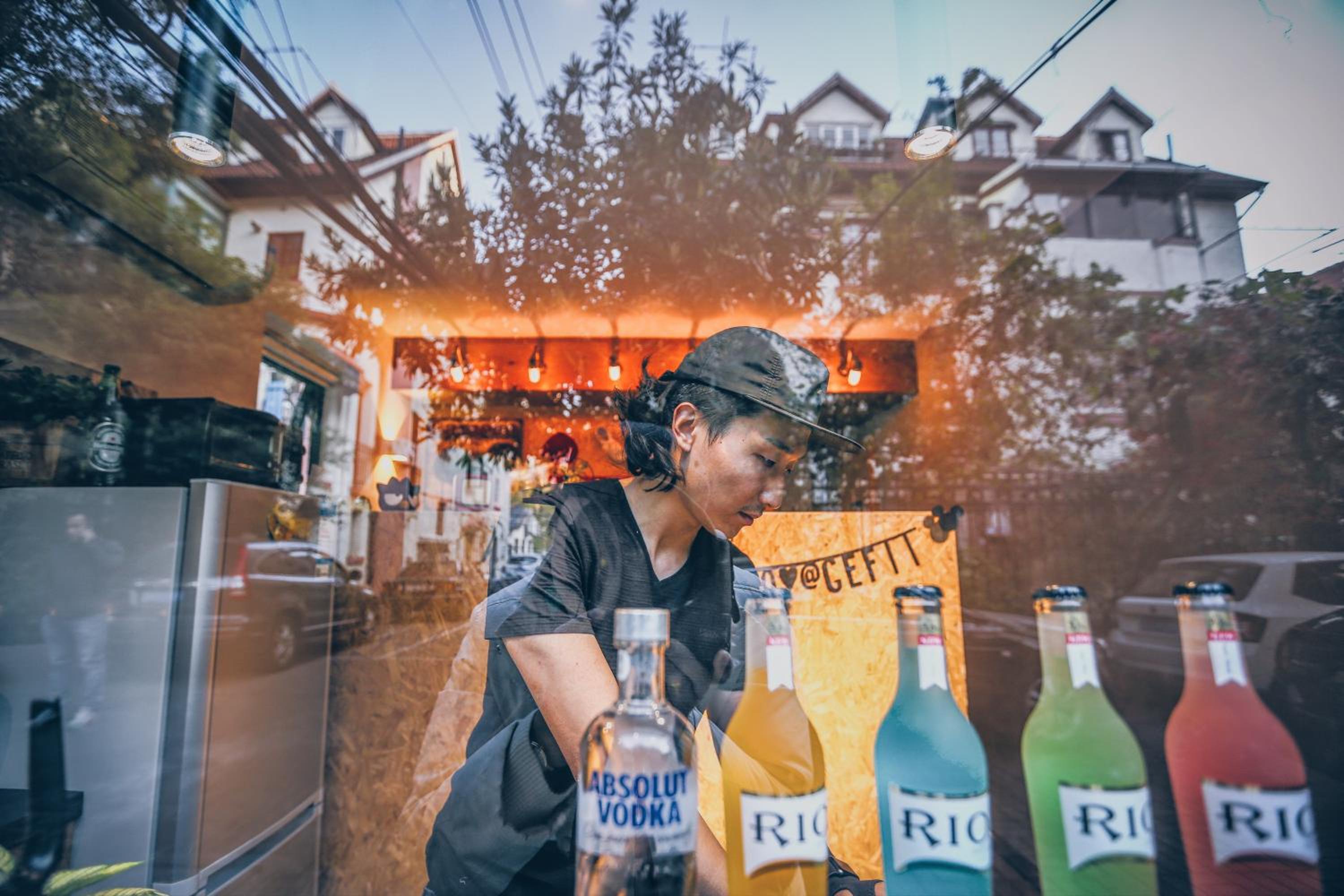 Shanghai Hills & Gefii After Party close to Metro line 2, 7 and 11