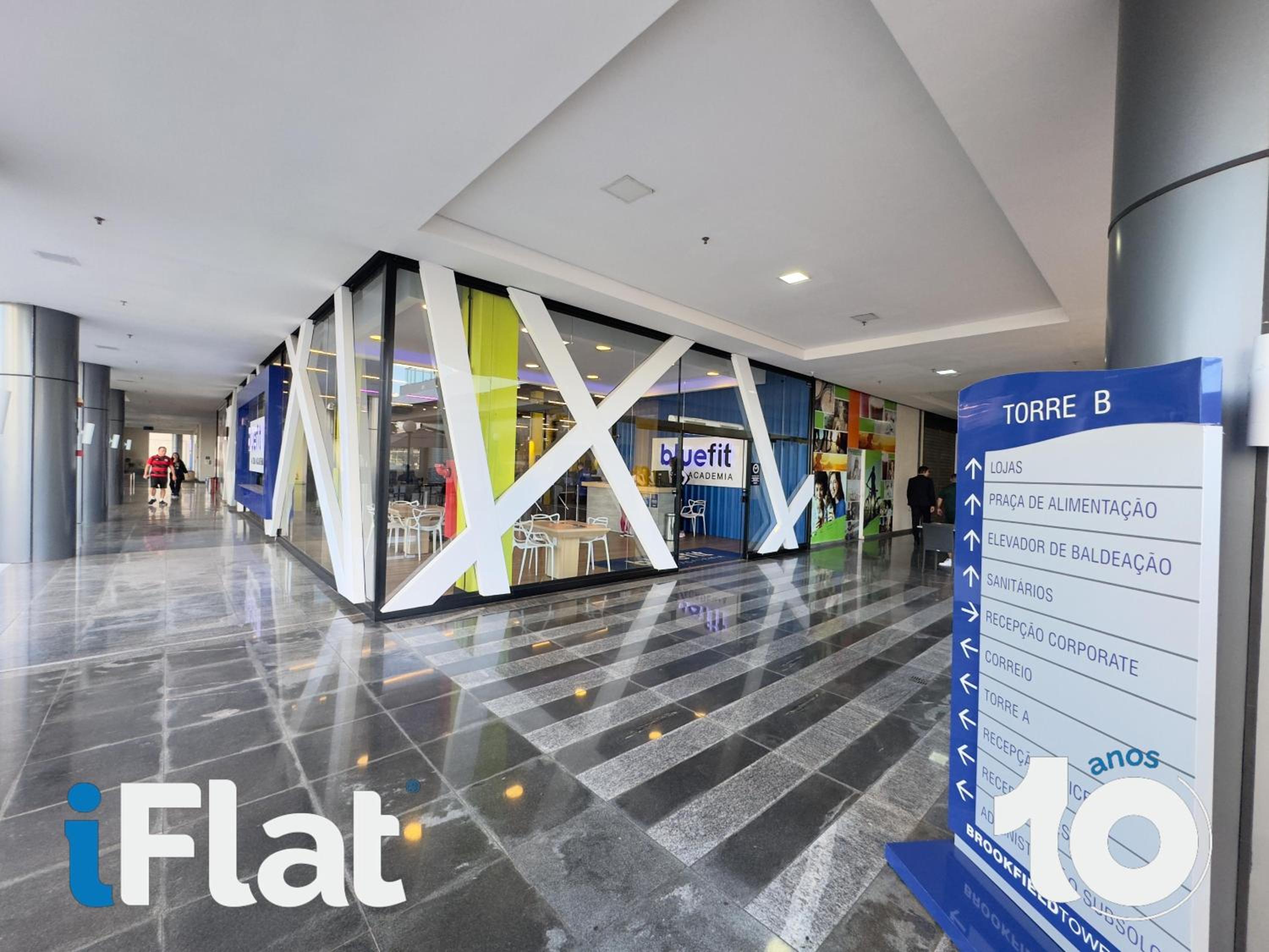 iFlat Big Blue style Brookfield Towers
