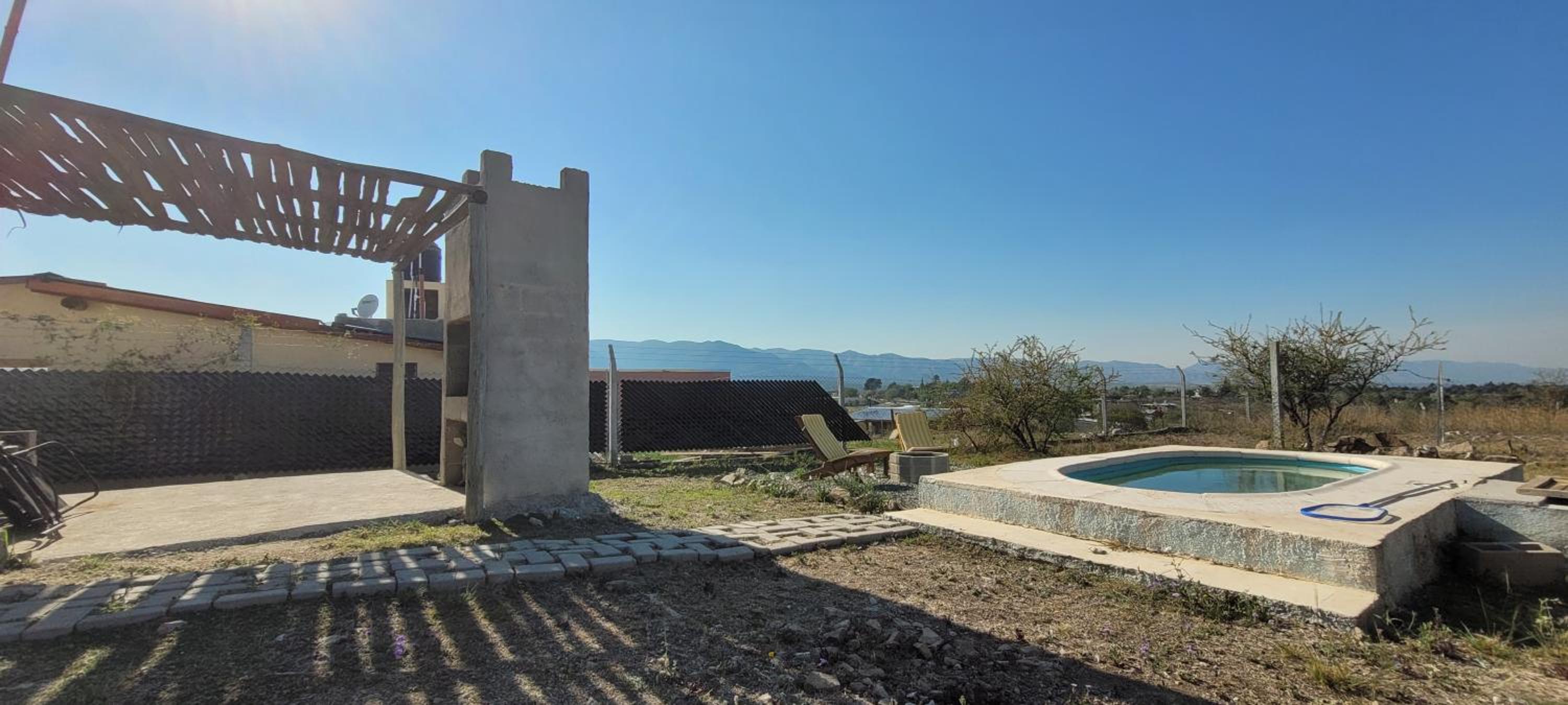 Aguara del Sol-Aguara Michi