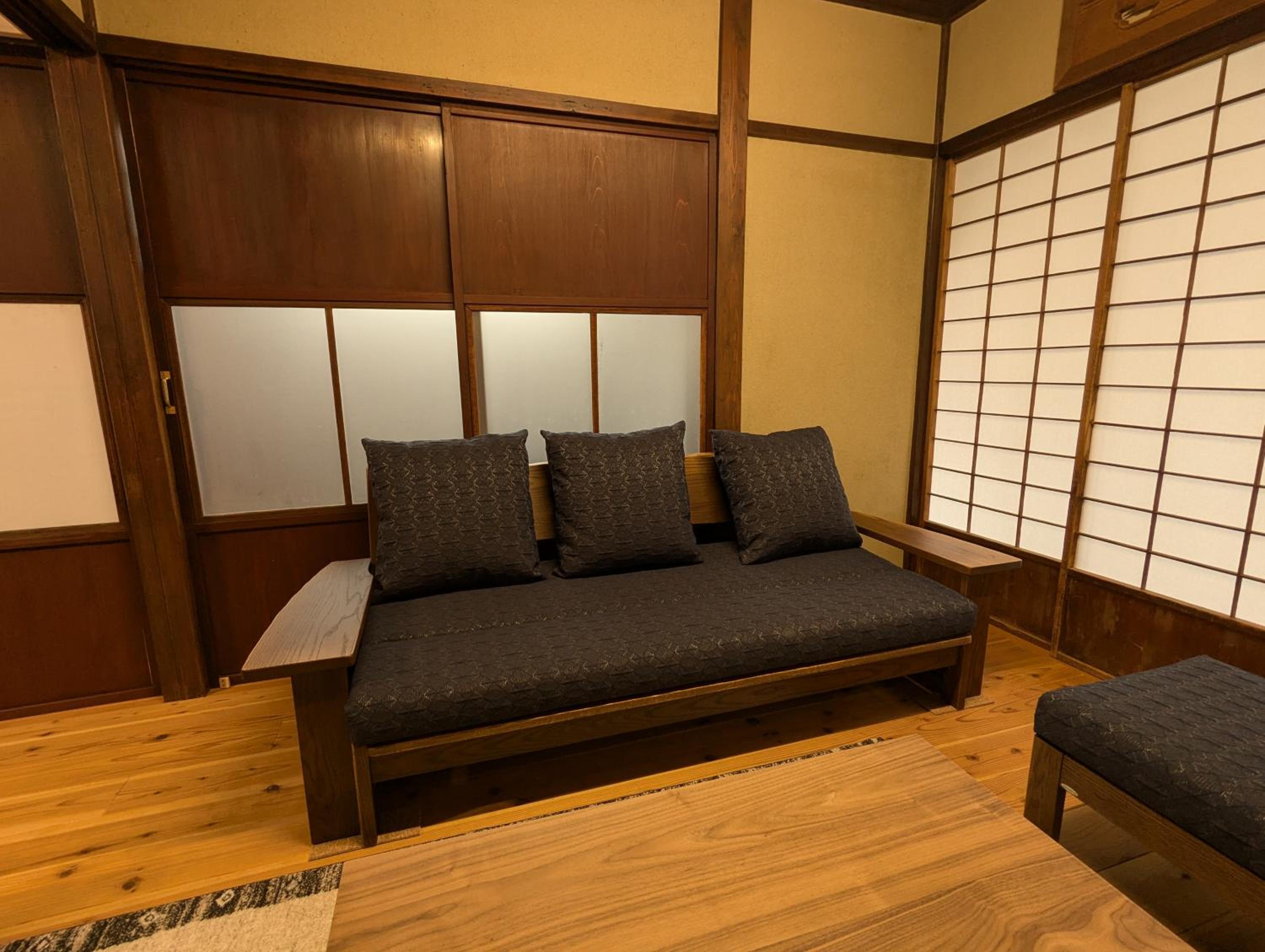 Kanazawa Machiya Tong Poo view 5