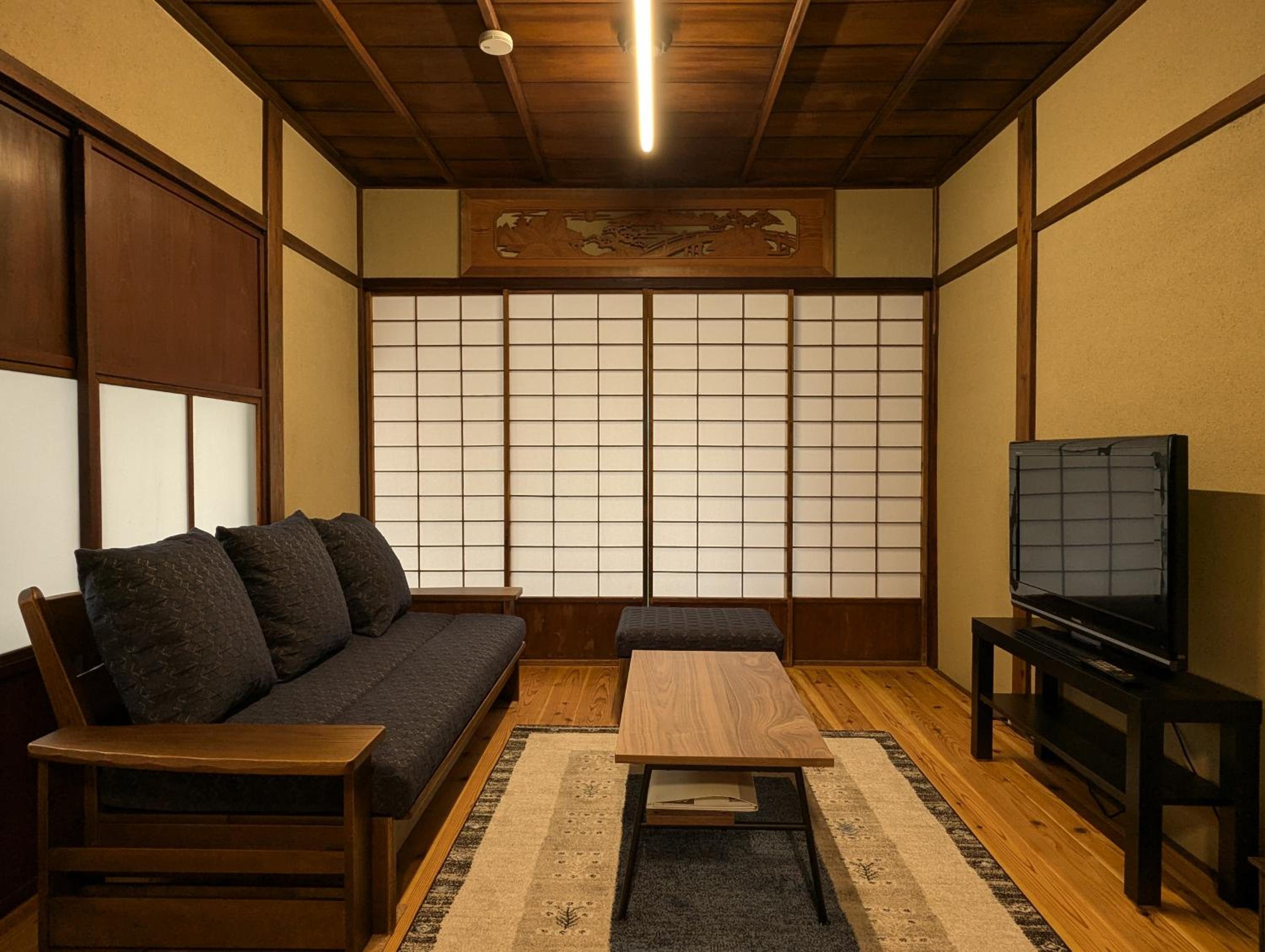 Kanazawa Machiya Tong Poo view 3
