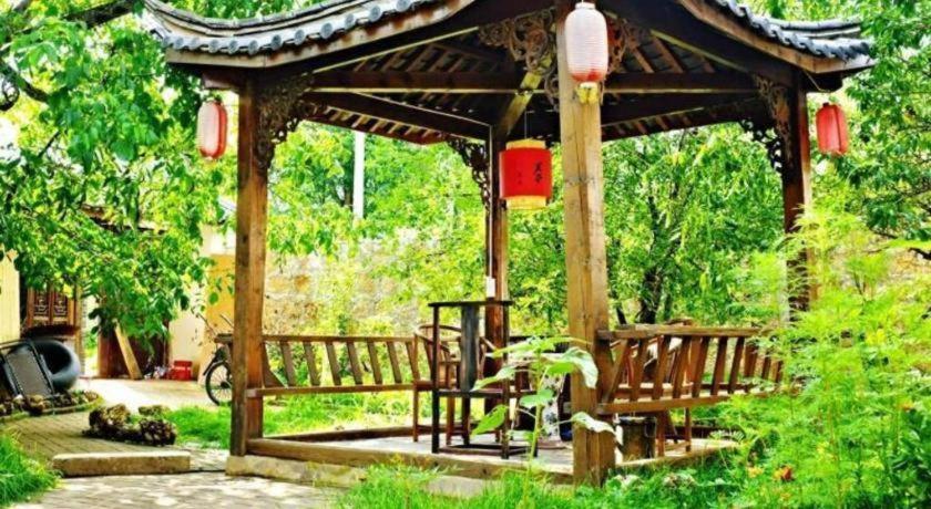 Lijiang Baisha Holiday Resort