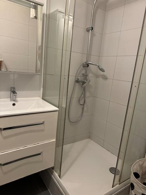 Studio confortable Eaux-Vives