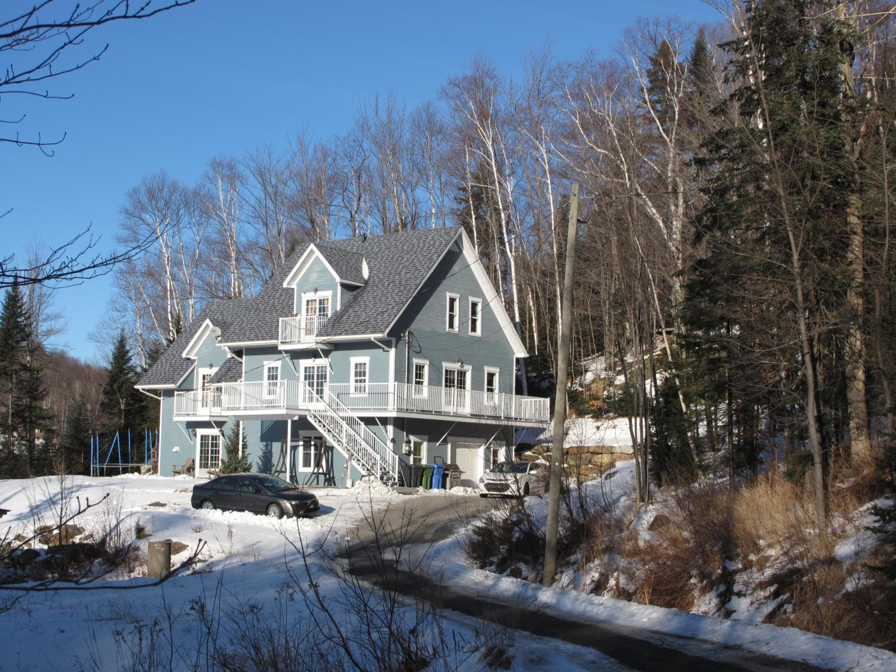 DOMAINE DU LAC au CANADA