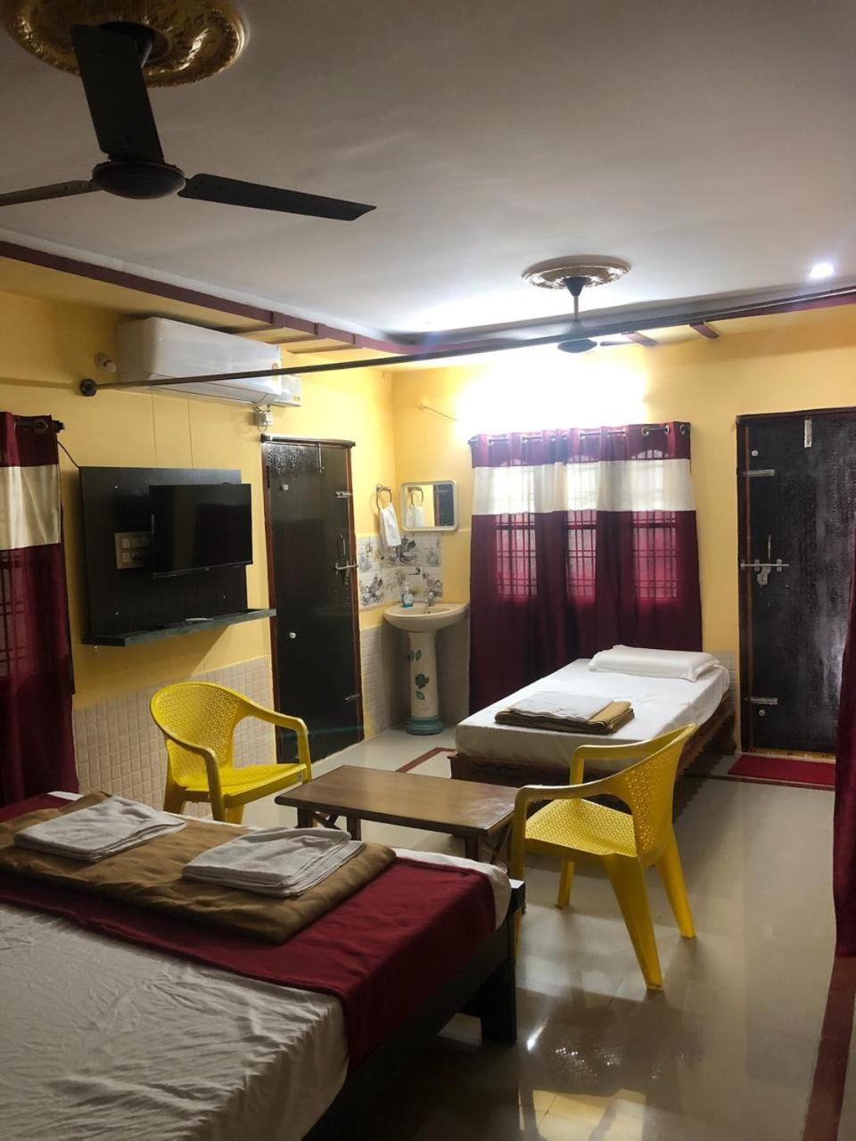 Kodali Homestays